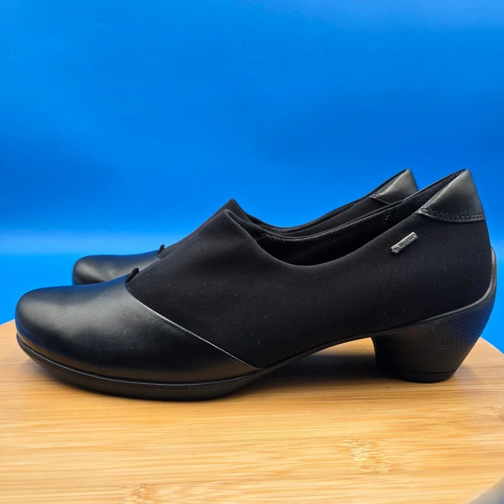 ECCO Shape 35 Black Leather GORE-TEX Waterproof Block Heel Pumps EU 40 US 9-9.5